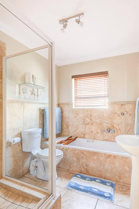 To Let 3 Bedroom Property for Rent in Shelley Point Western Cape
